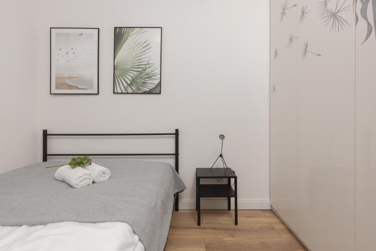 Forum Wola Jana Kazimierza Apartment by Renters Warszawa Zewnętrze zdjęcie